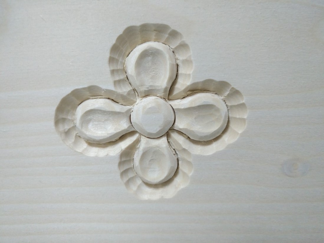 - Kitchen hood 90 FIORELLINO raw linden wood, cream cone engine 218 mc / h